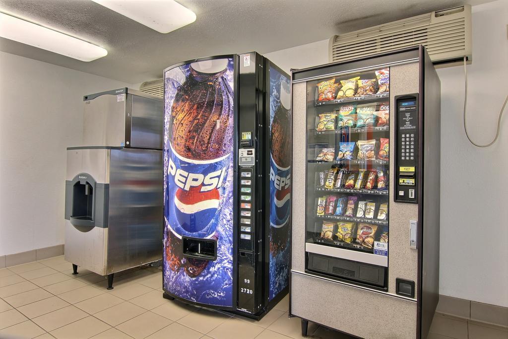 Motel 6-Bismarck, Nd Екстериор снимка