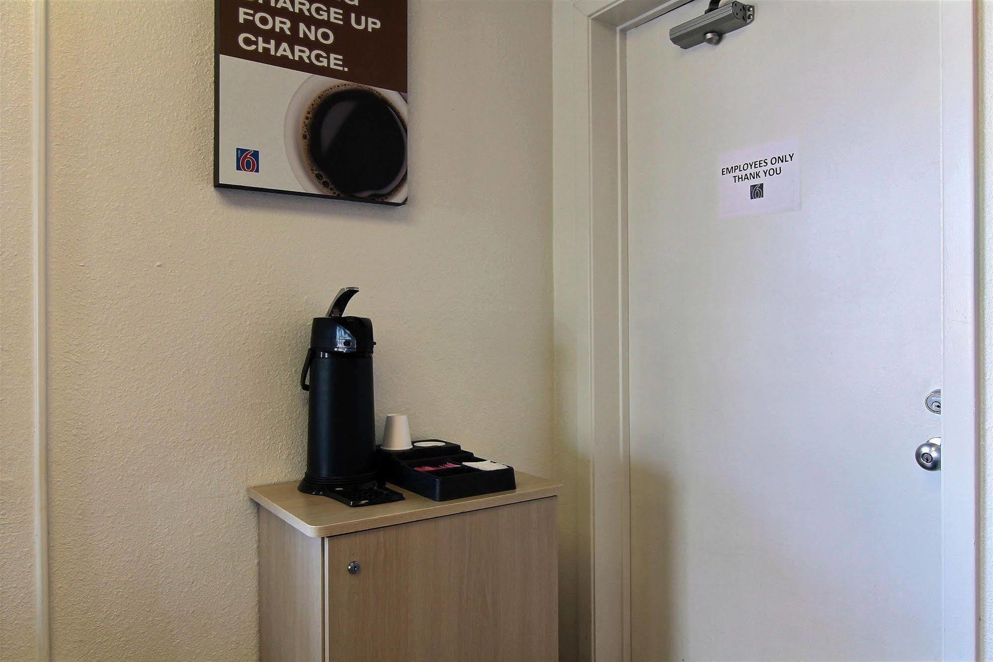 Motel 6-Bismarck, Nd Екстериор снимка