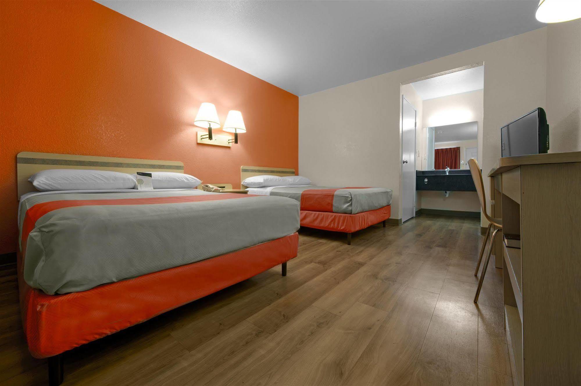 Motel 6-Bismarck, Nd Екстериор снимка