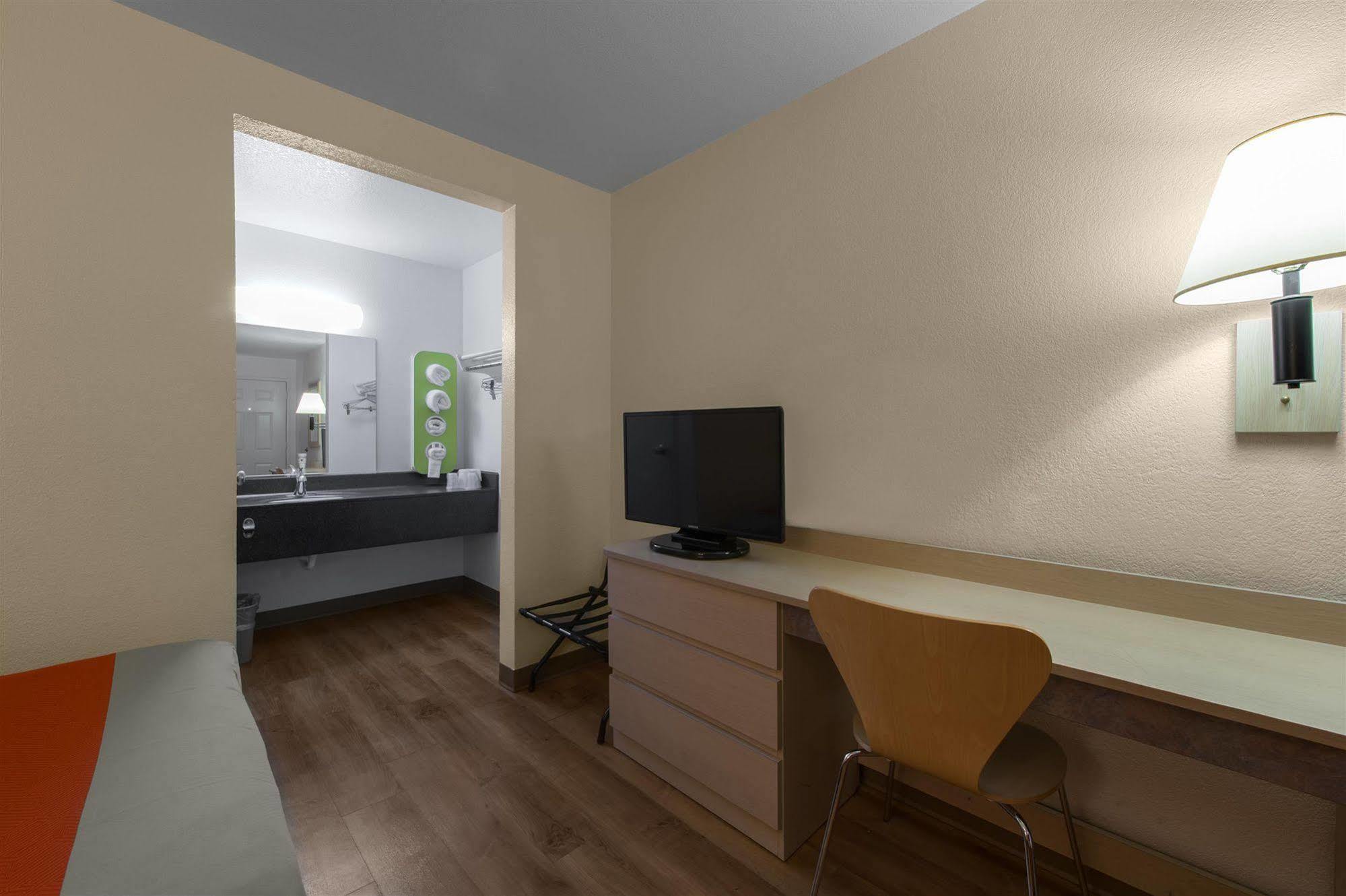 Motel 6-Bismarck, Nd Екстериор снимка